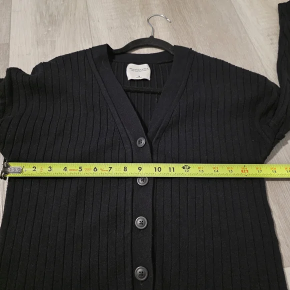 Abercrombie & Fitch Black Ribbed Cardigan - Picture 4 of 6